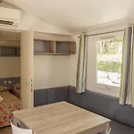 La Scogliera Κάμπινγκ